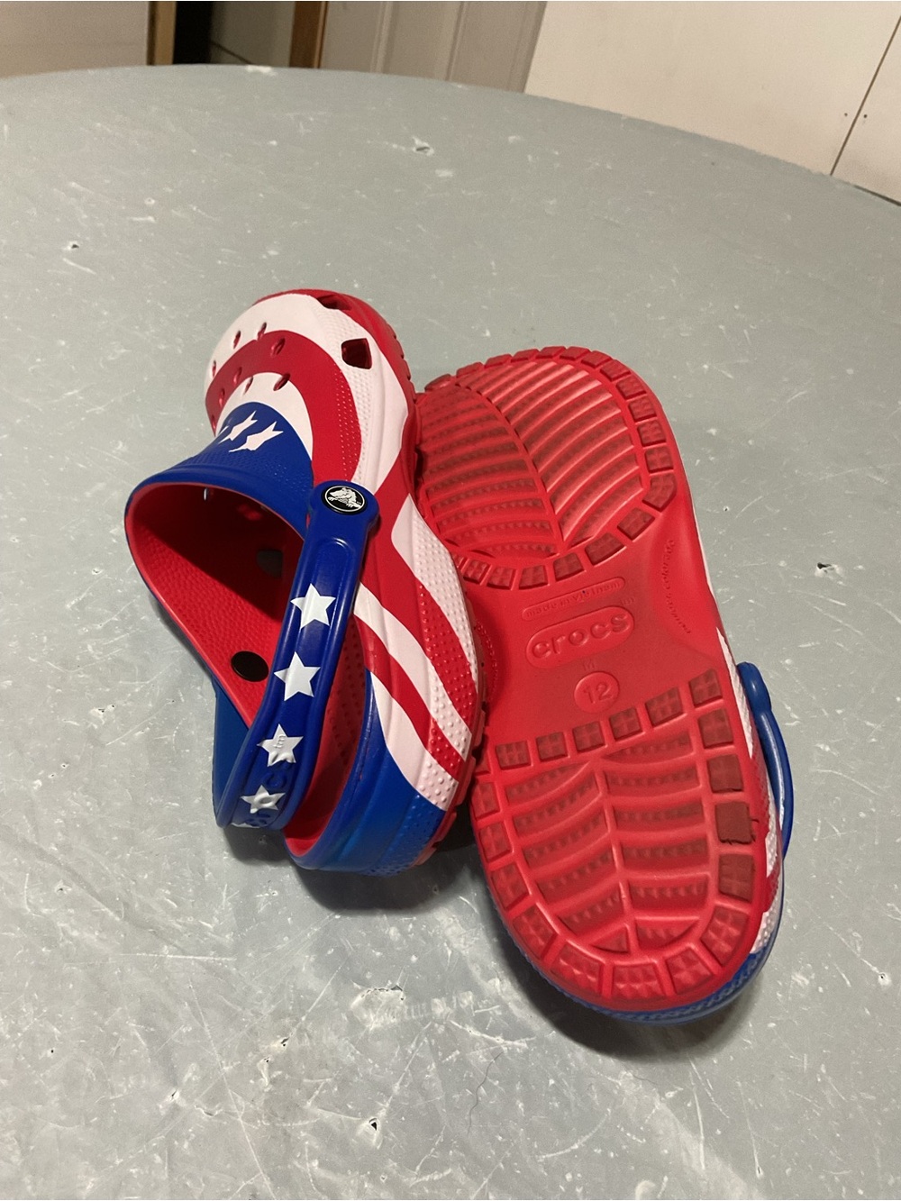CROCS Stars & Stripes Red White Blue Clog Sneakers - Picture 5 of 6